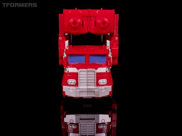 TFormers Gallery   Siege On Cybertron Magnus Prime 001 (1 of 108)